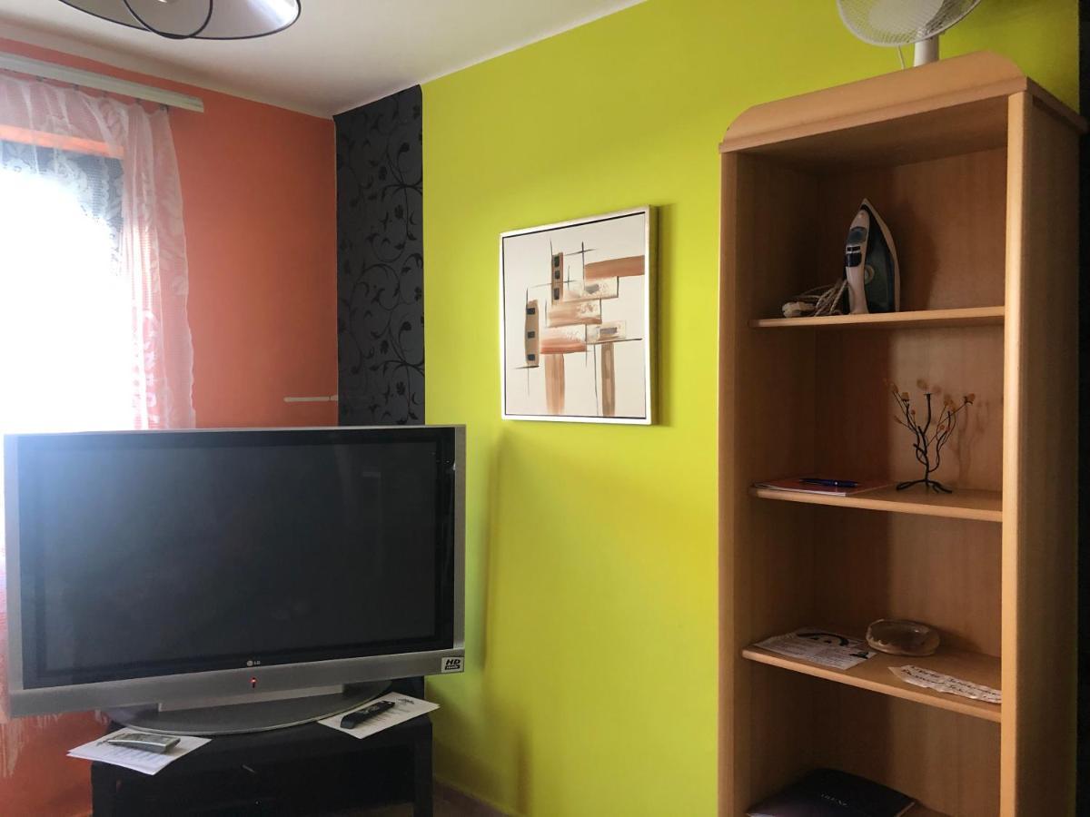 Jesolo Apartmanhaz Balatonkeresztúr エクステリア 写真